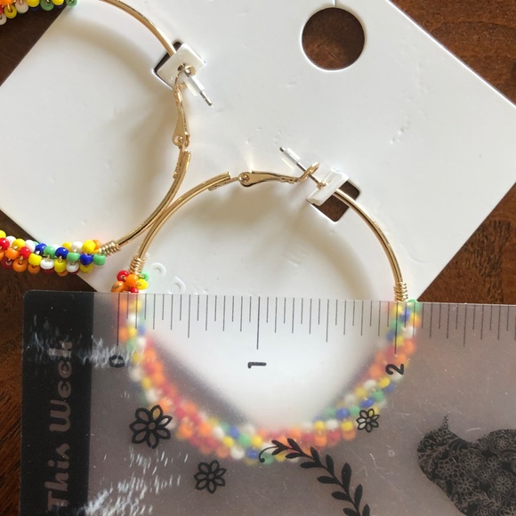 NWT, Colorful mini bead hoop earrings - Picture 4 of 7